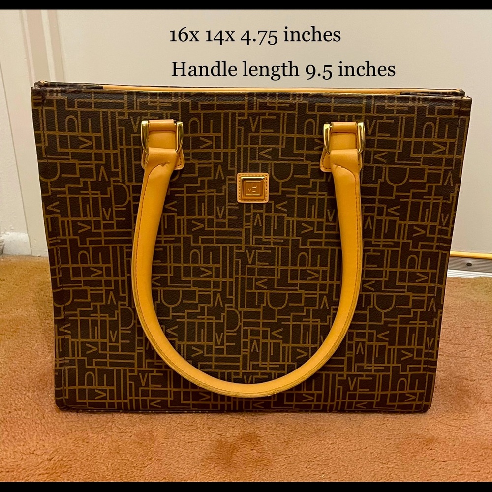 Leather tote
